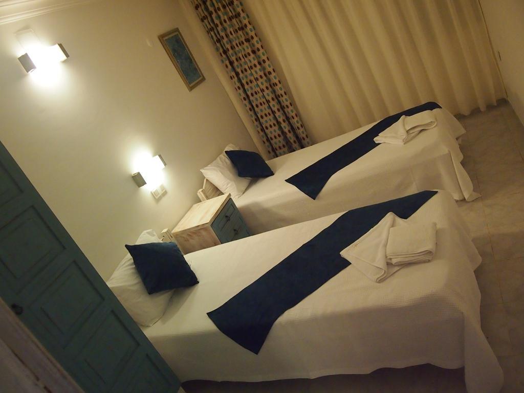 Ozcem Apart Aparthotel Fethiye Esterno foto