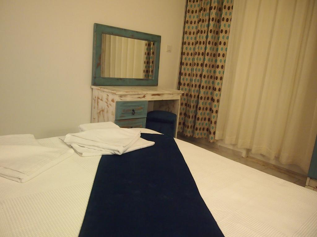 Ozcem Apart Aparthotel Fethiye Esterno foto